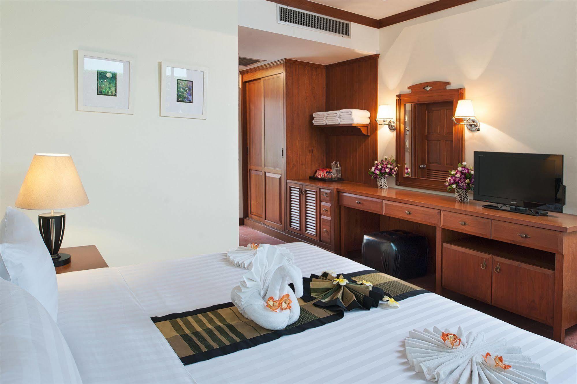 Sun Hill Hotel Patong Exterior foto