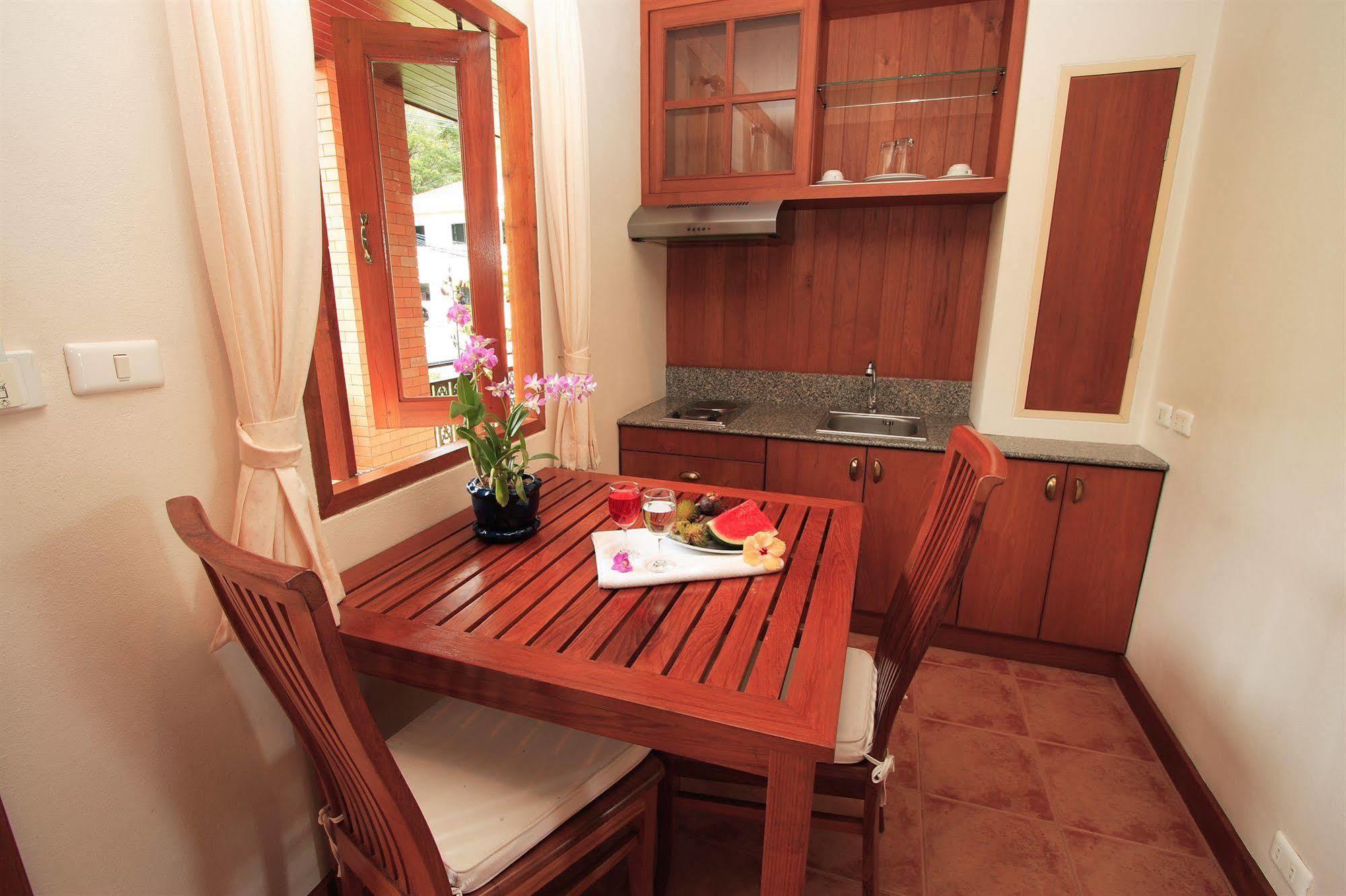 Sun Hill Hotel Patong Exterior foto